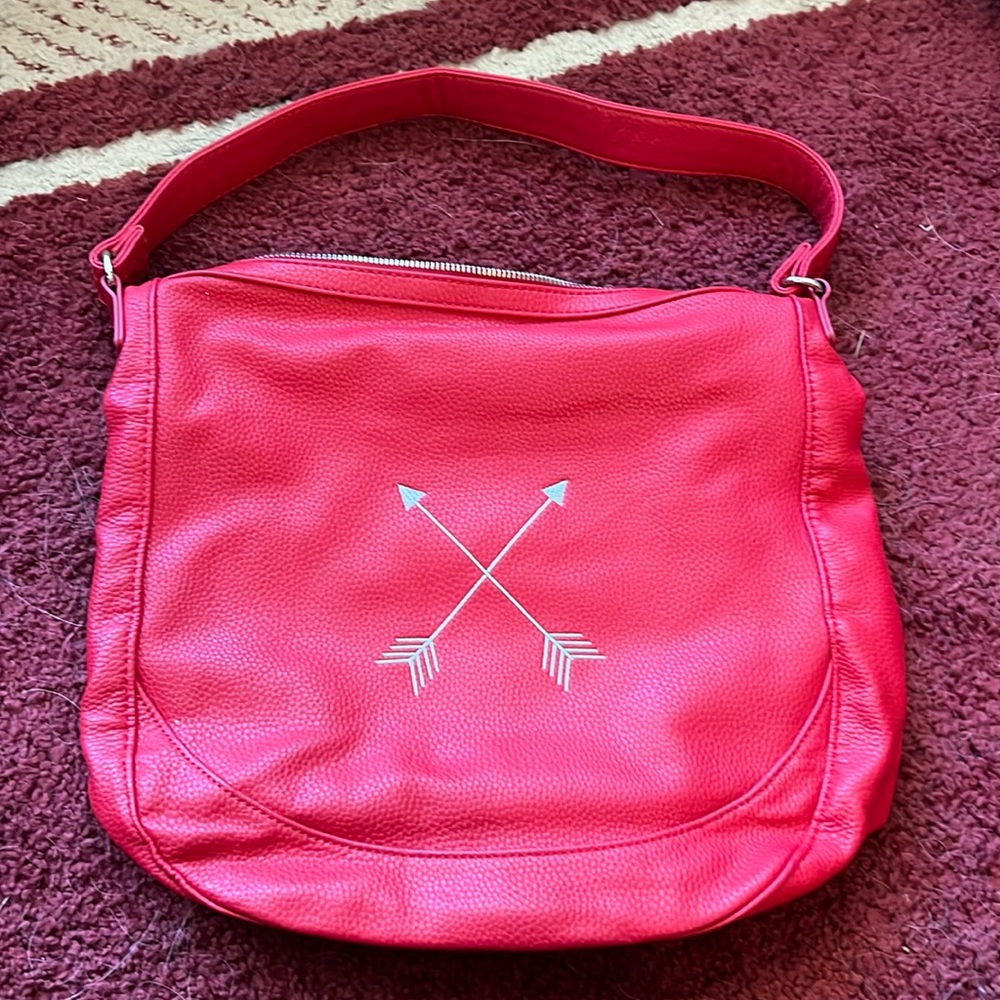 Thirty-One Hobo in Red